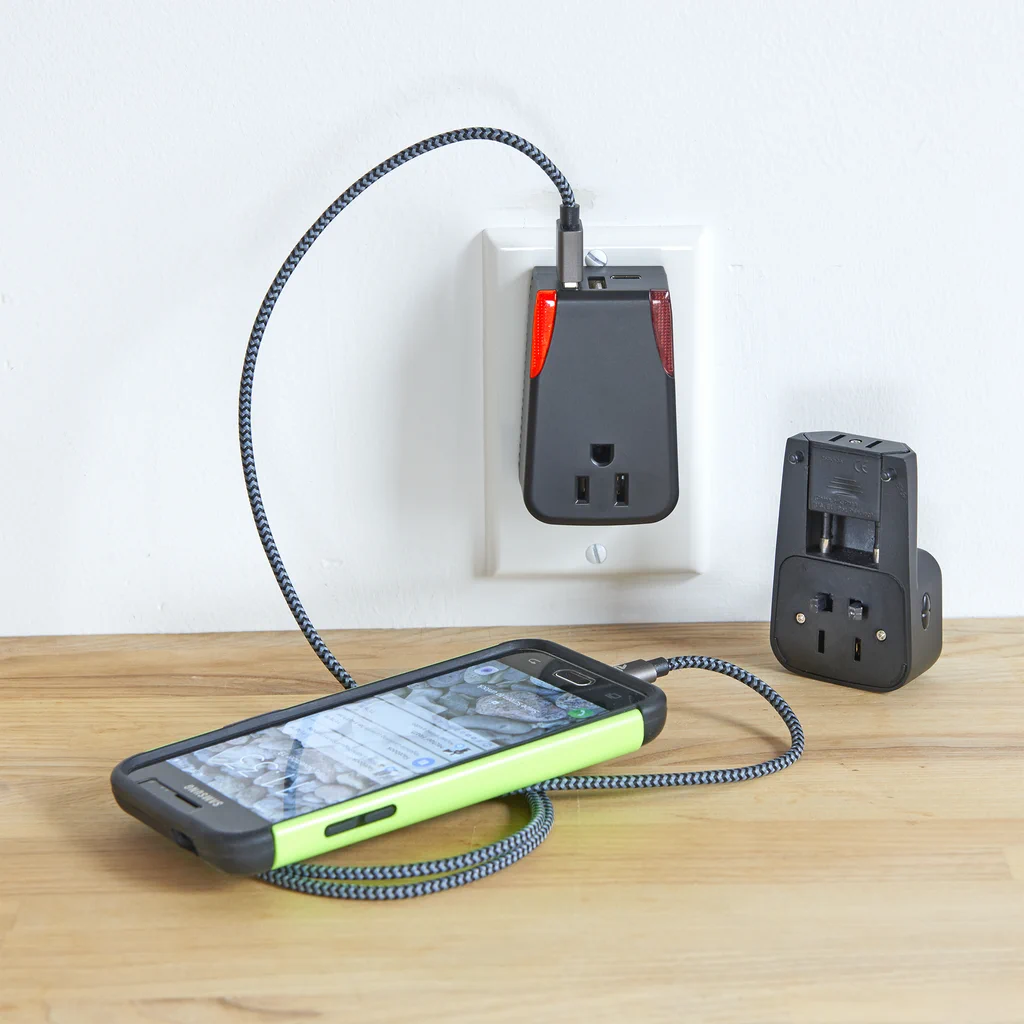 Talus Worldwide Converter & Adapter Set With 3 USB Chargers ST-E21-BLK