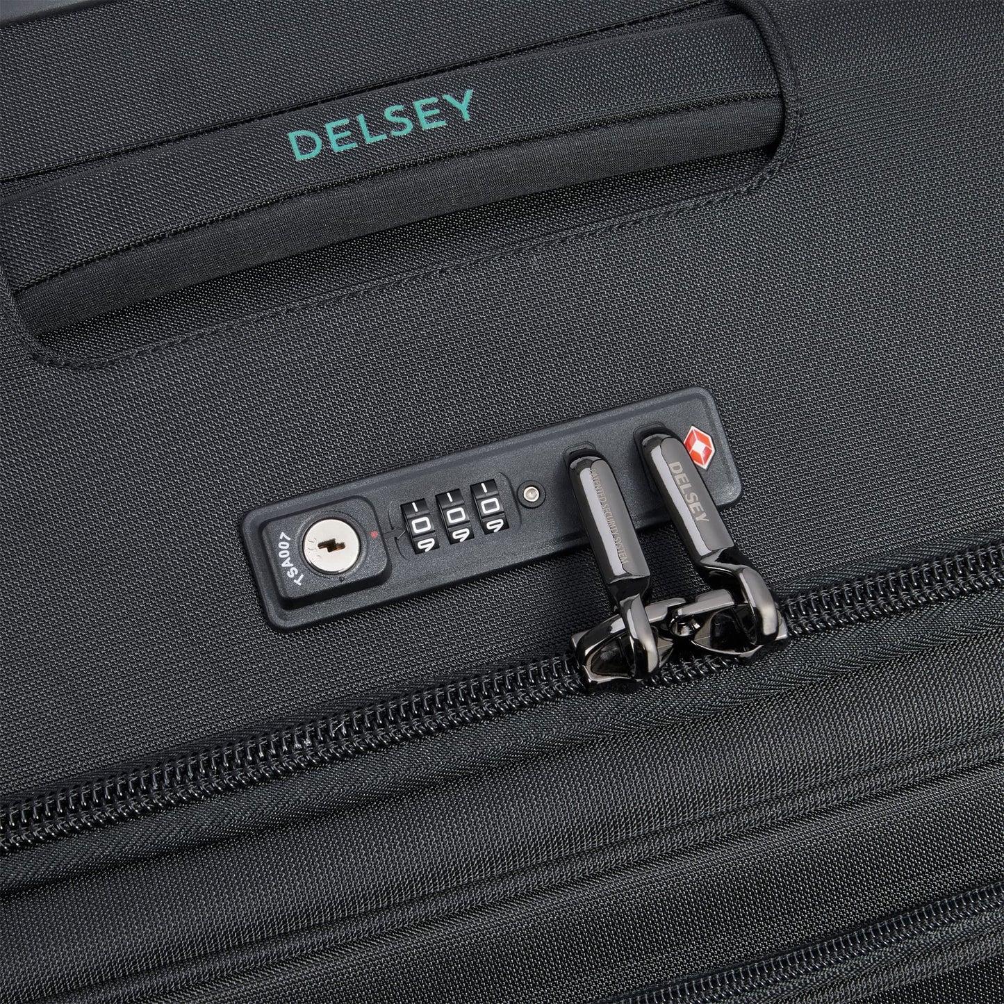 Delsey Helium DLX 25 Inch Medium Spinner