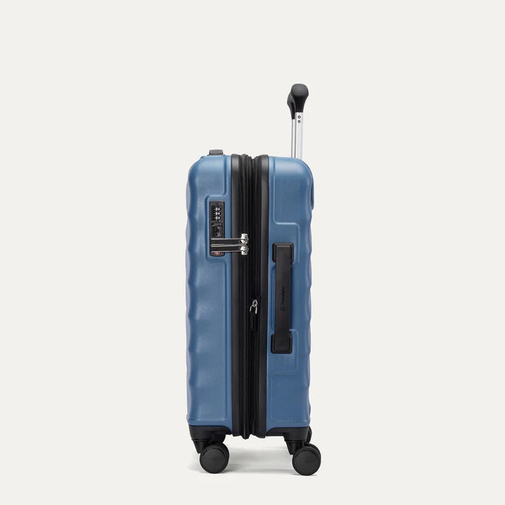 Travelpro Maxlite Air V2 Compact Carry-On Hardside Spinner 4012590