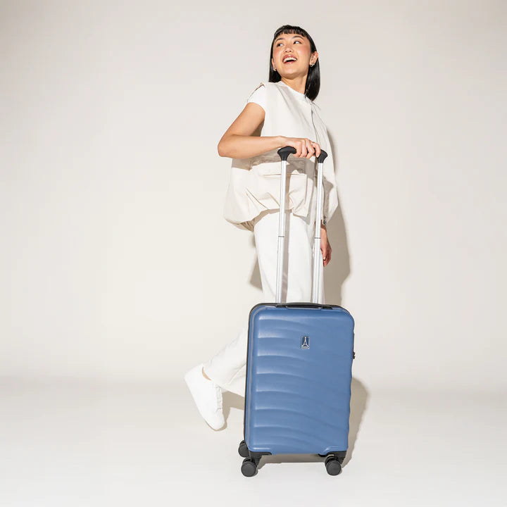 Travelpro Maxlite Air V2 Compact Carry-On Hardside Spinner 4012590