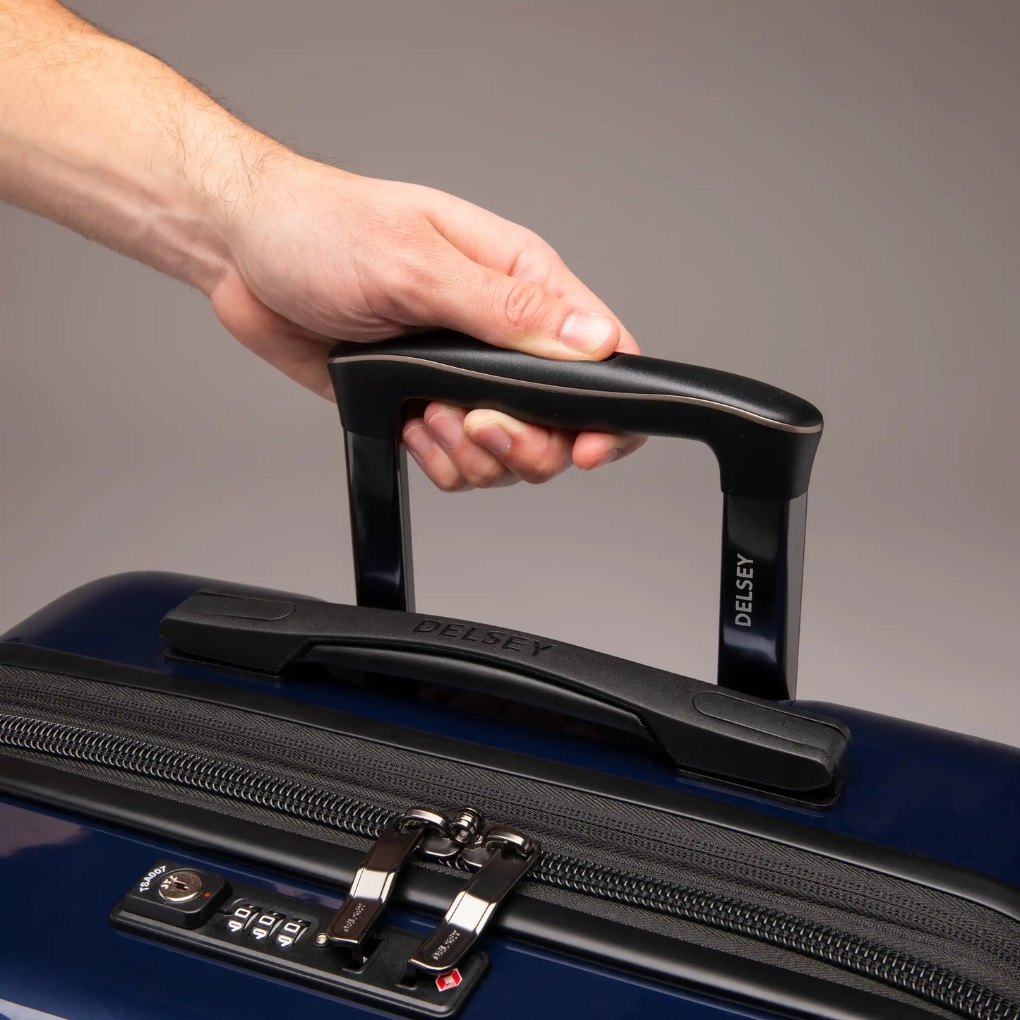 Delsey Cruise 3.0 Large 24" Expandable Spinner