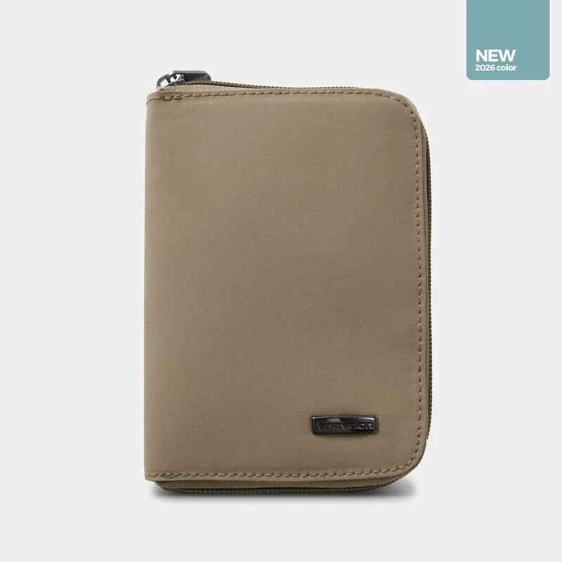Travelon RFID Passport Zip Wallet43401