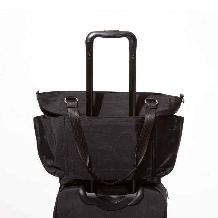 Baggallini womens Modern Everywhere Bag EWH710